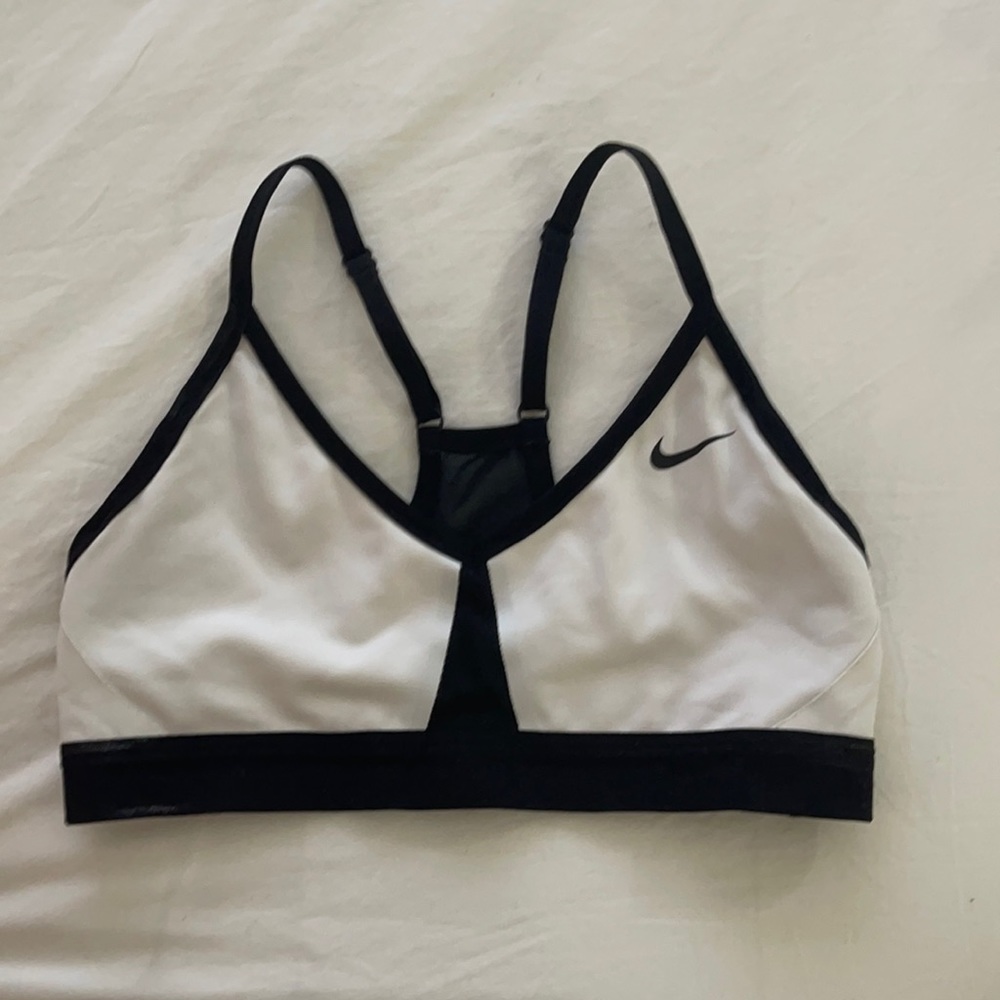 Nike small racer back sports bra
